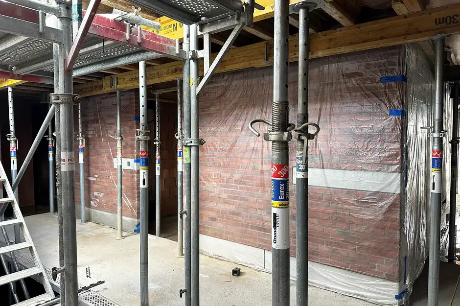 News H31 D Klinker 01