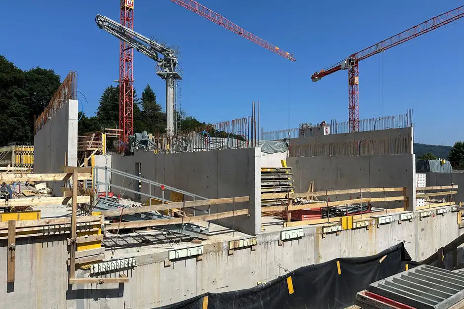 News H98 Foto Im Bau 01