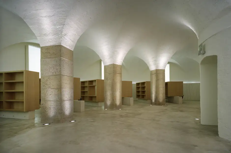 B04 Foto Innen Arbeitsplätze 03