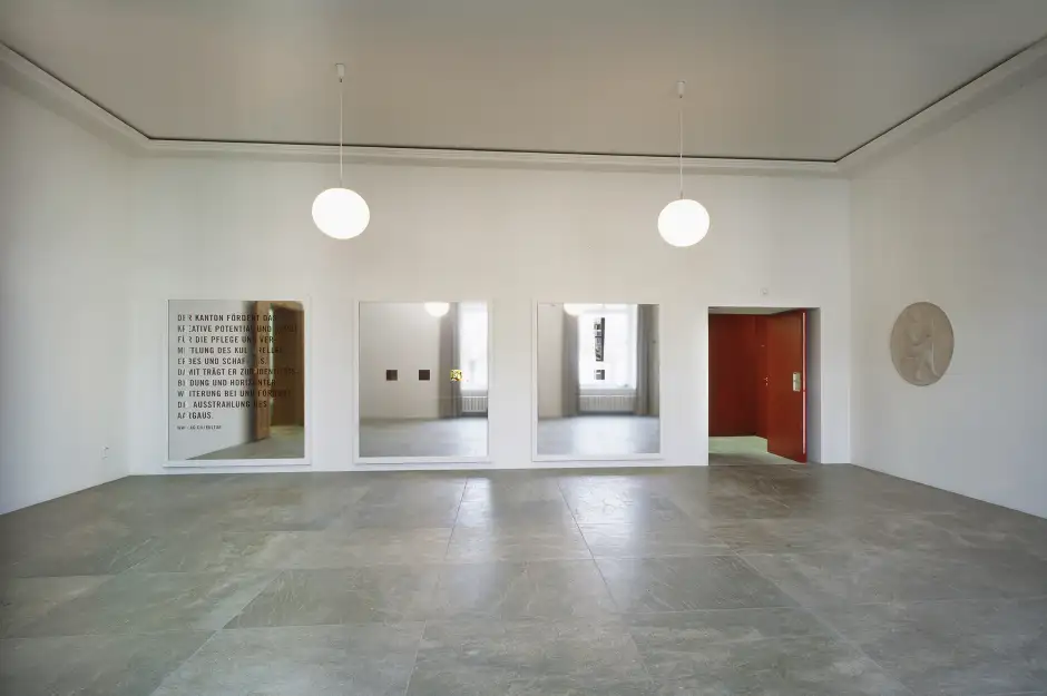 B04 Foto Innen Foyer Eingang