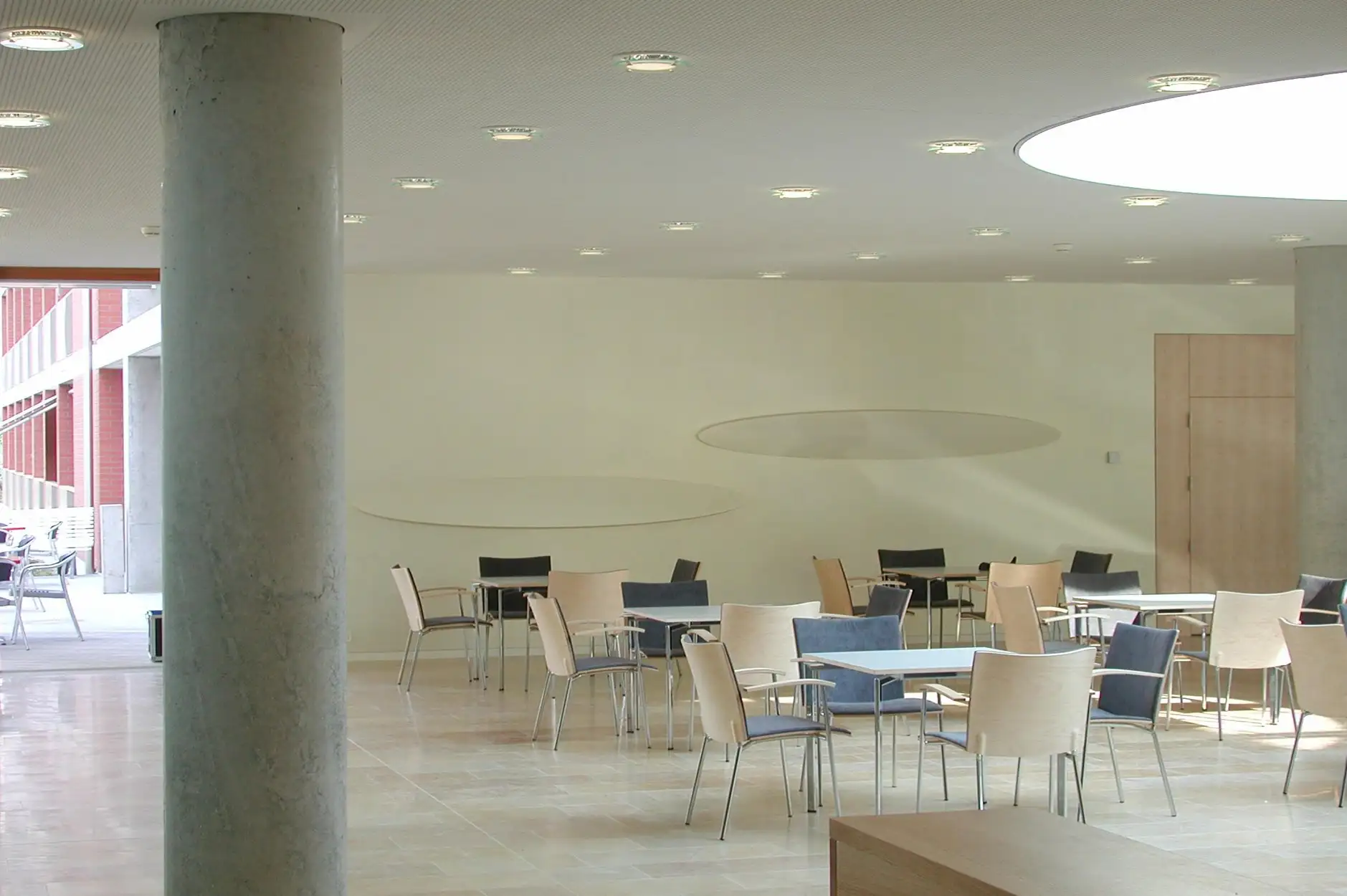 B59 Foto Innen Speisesaal