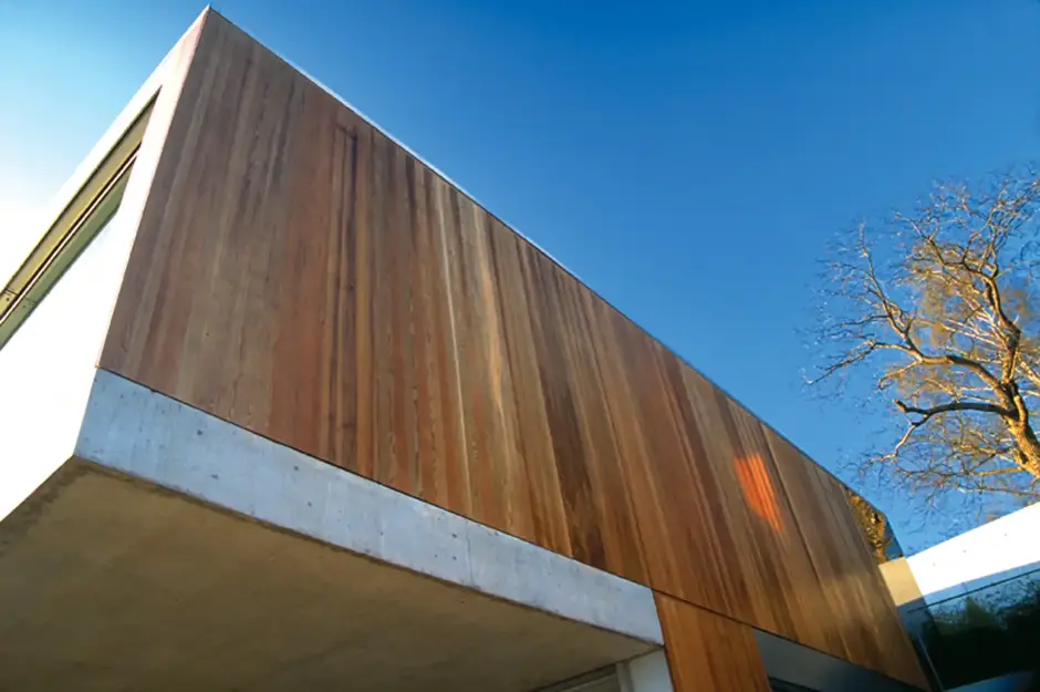 B95 Foto Aussen Holzfassade