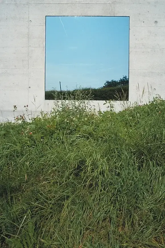 B97 Foto Aussen Ostfassade Fenster Frontal