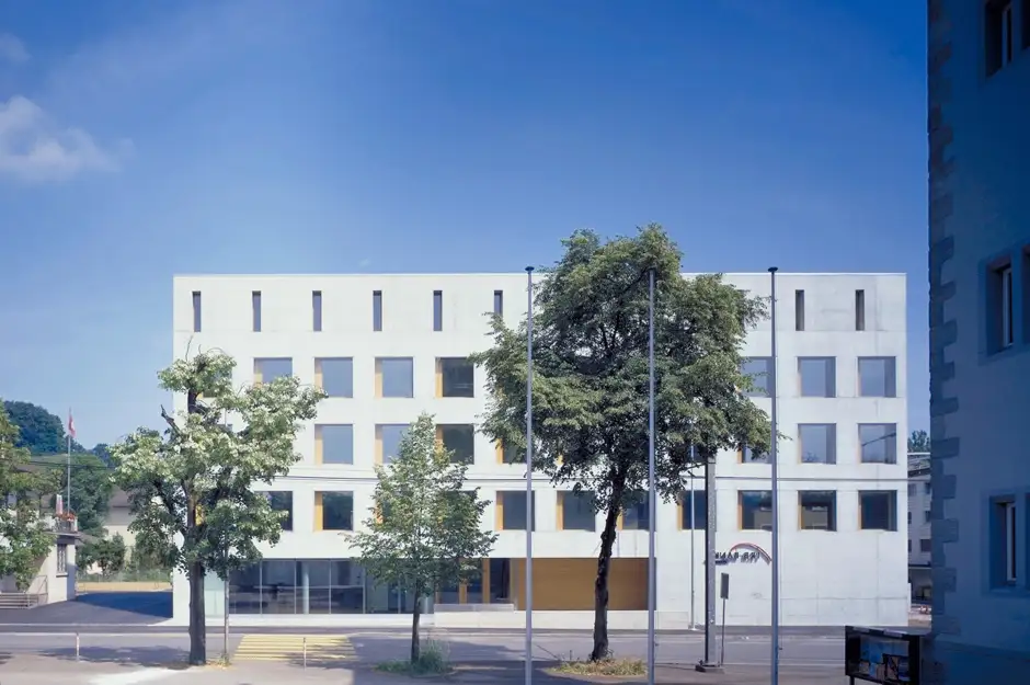 C15 Foto Aussen Ostfassade 01