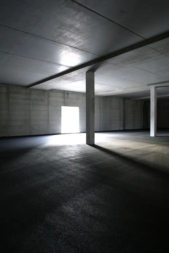 C24 Foto Innen Halle 05