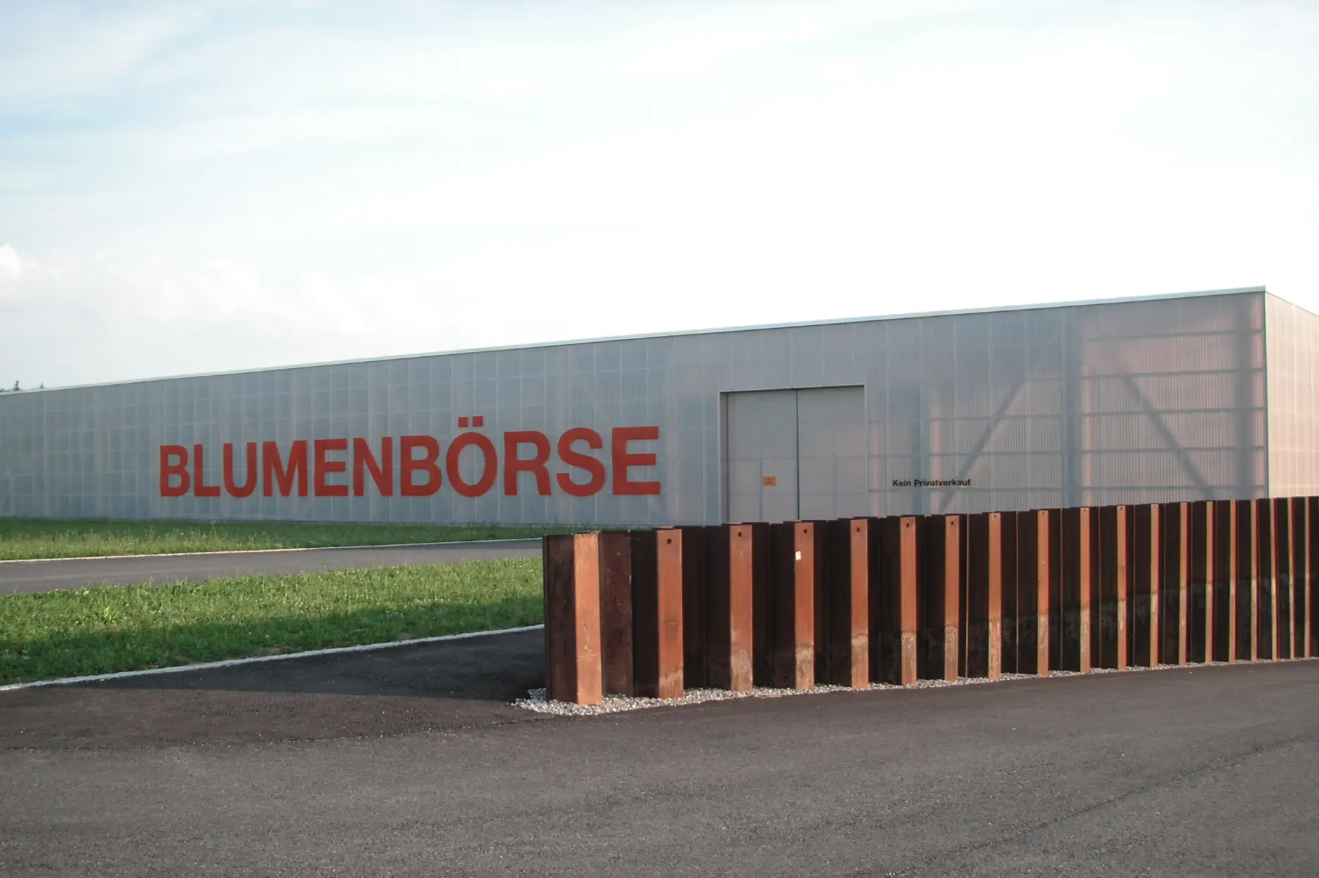 C24 Foto Aussen Westfassade