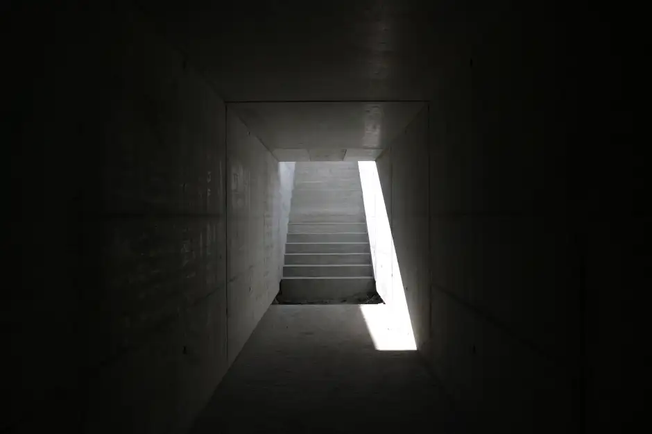 C24 Foto Innen Treppenhaus