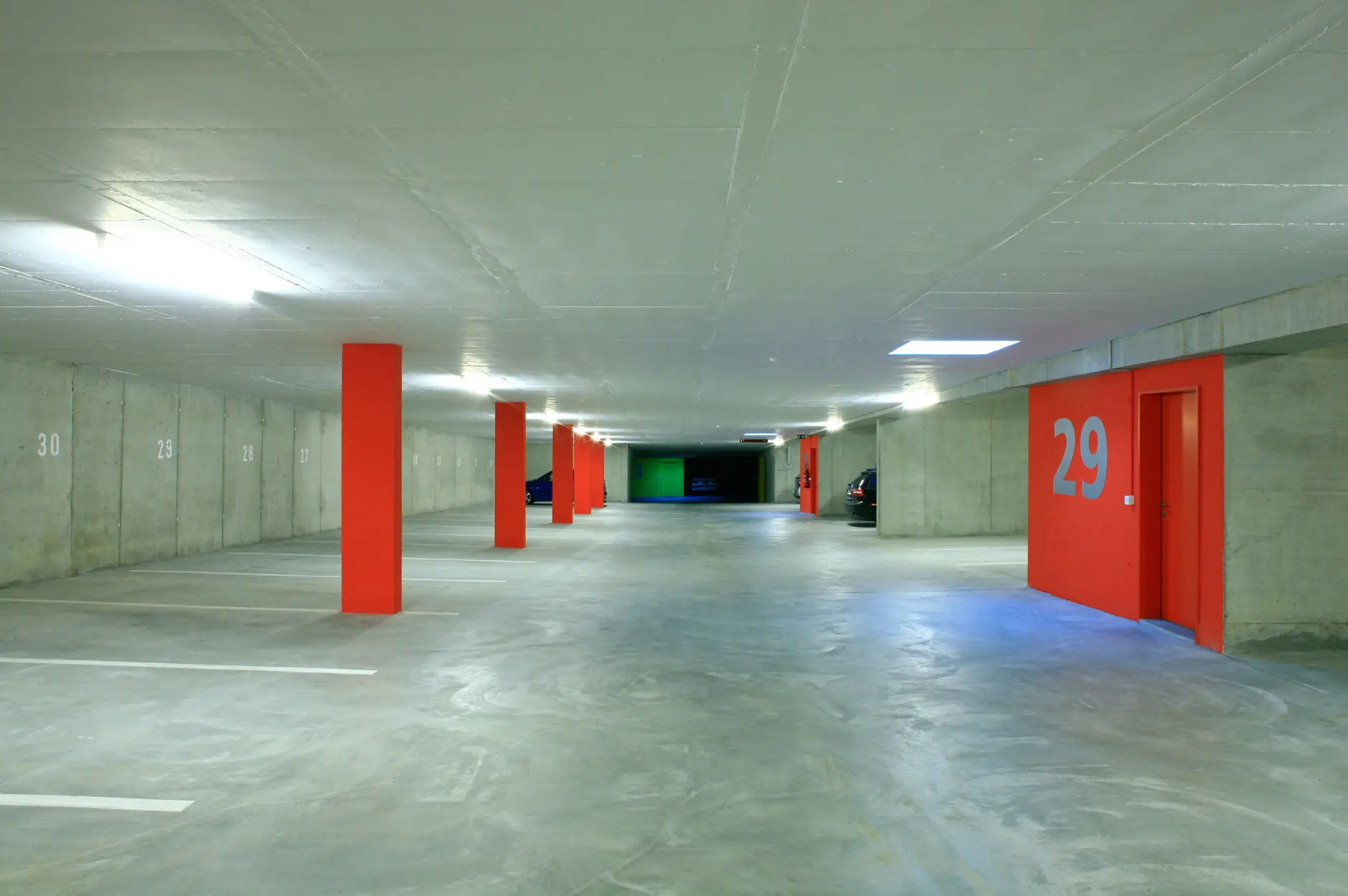 C40 Foto Innen Einstellhalle