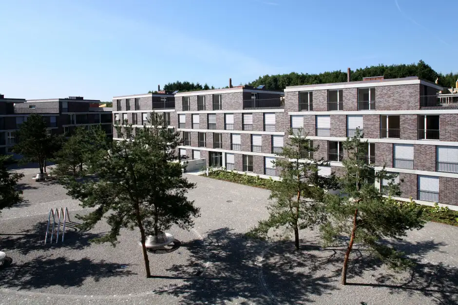 C40 Foto Aussen Innenhof 03