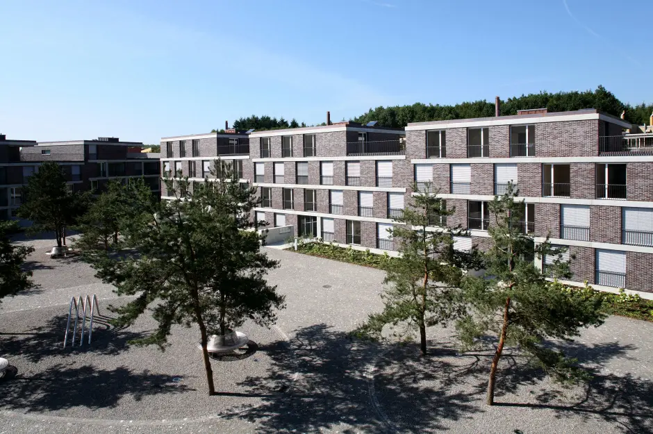 C40 Foto Aussen Innenhof 03