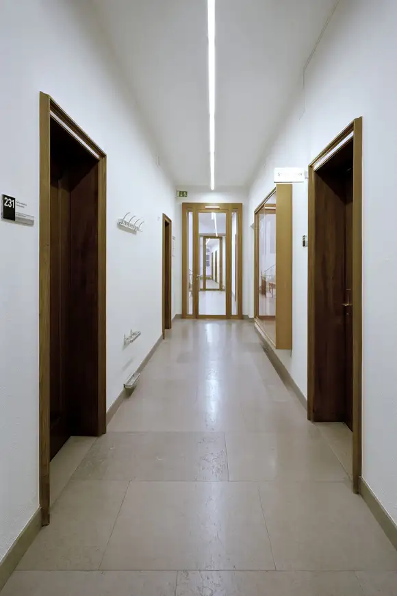 C56 Foto Innen Korridor