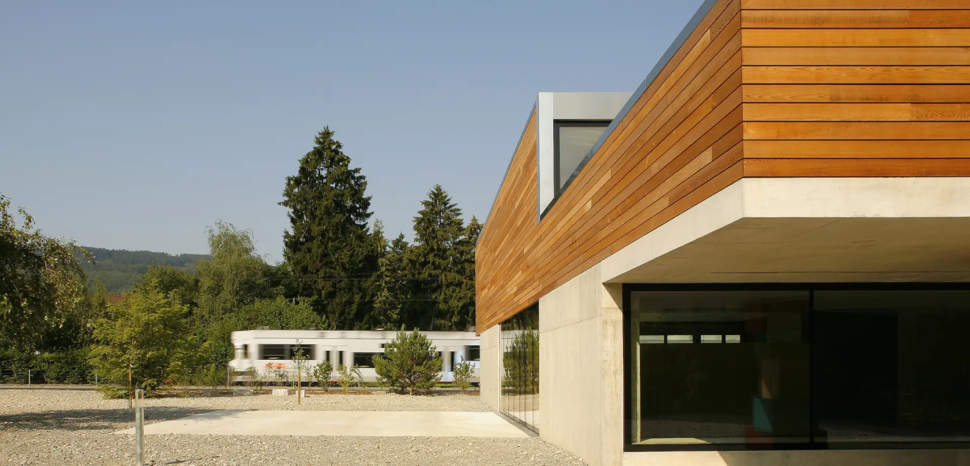 C57 Foto Aussen Suedostfassade Header