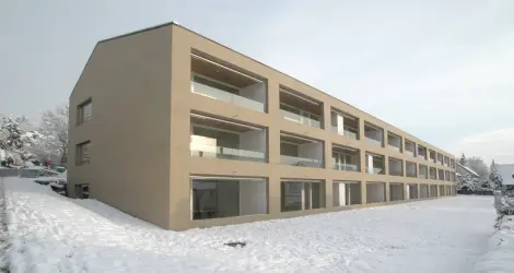 C83 Foto Aussen Südfassade Balkone 01 Teaser