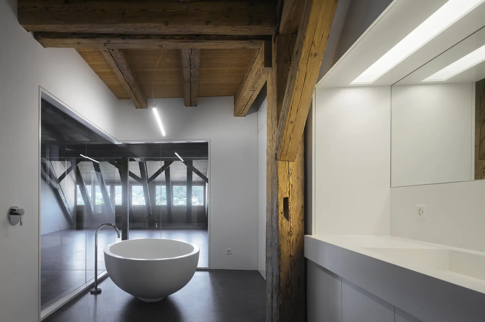 D08 Foto Innen Nasszelle