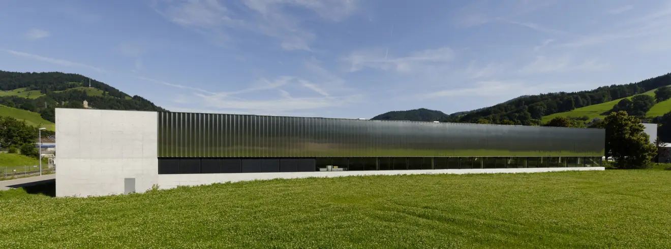 D23 Foto Aussen Südfassade 02