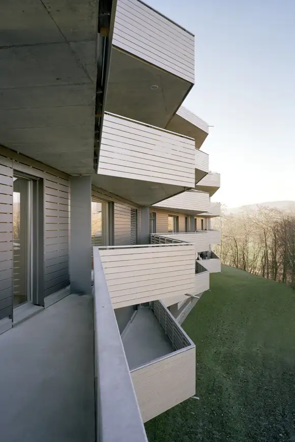 D25 Foto Aussen Balkone Nordfassade