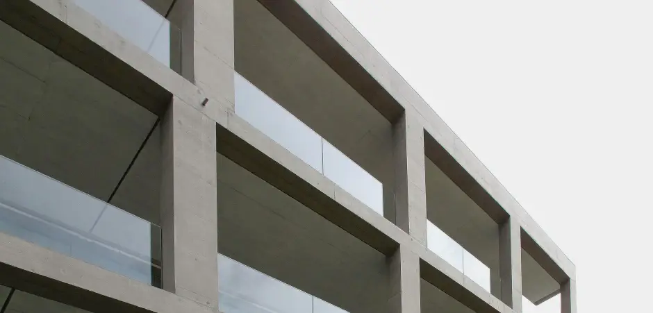 D32 Foto Aussen Fassade Header