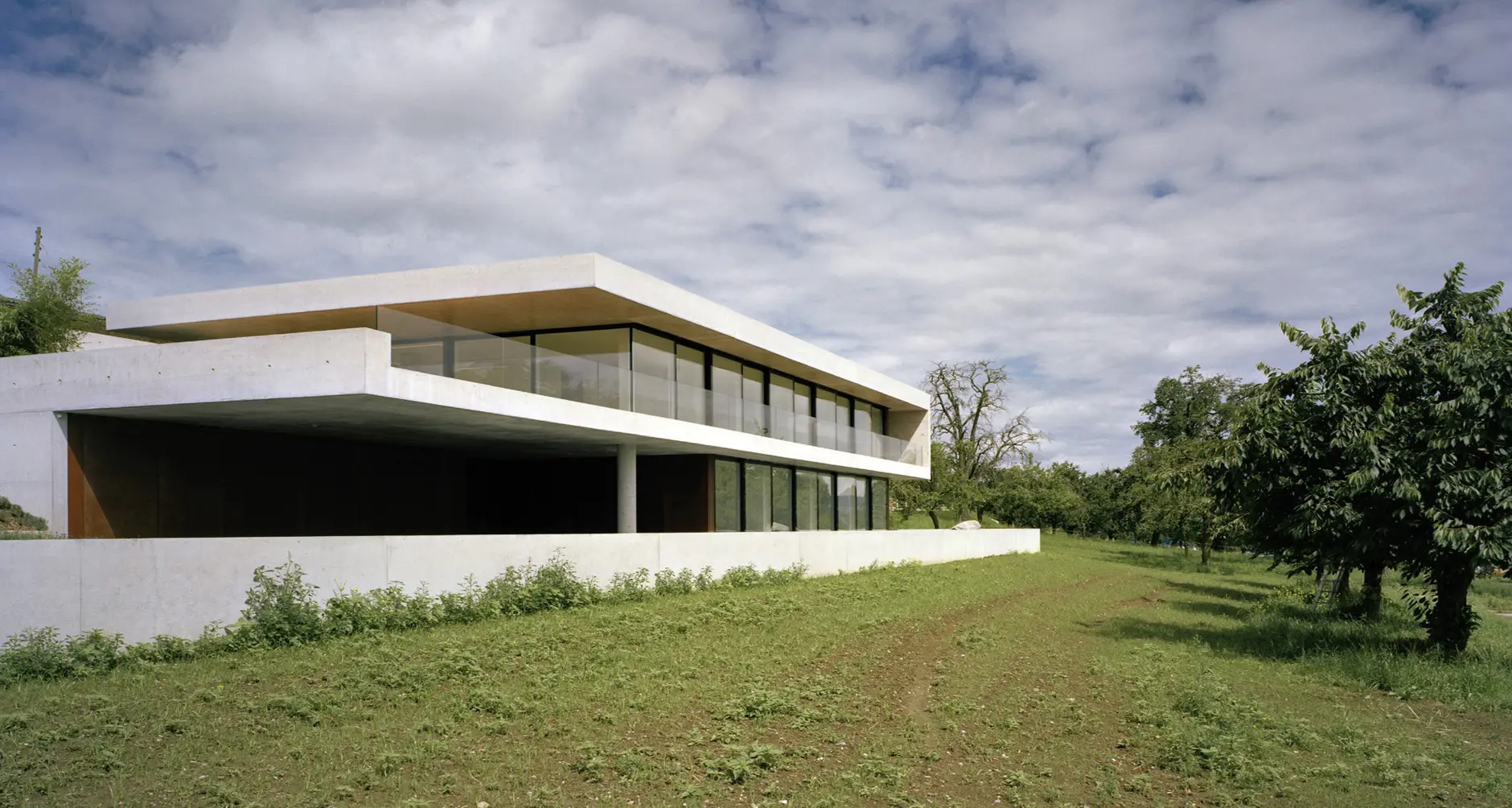 D47 Foto Aussen Fassade Südwest 02