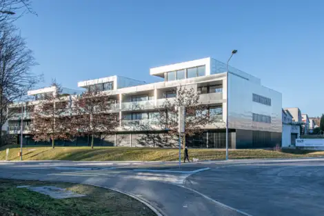 D51 Foto Aussen Südostfassade 03