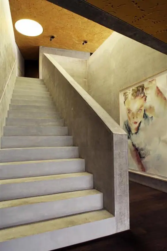 D52 Foto Innen Treppe