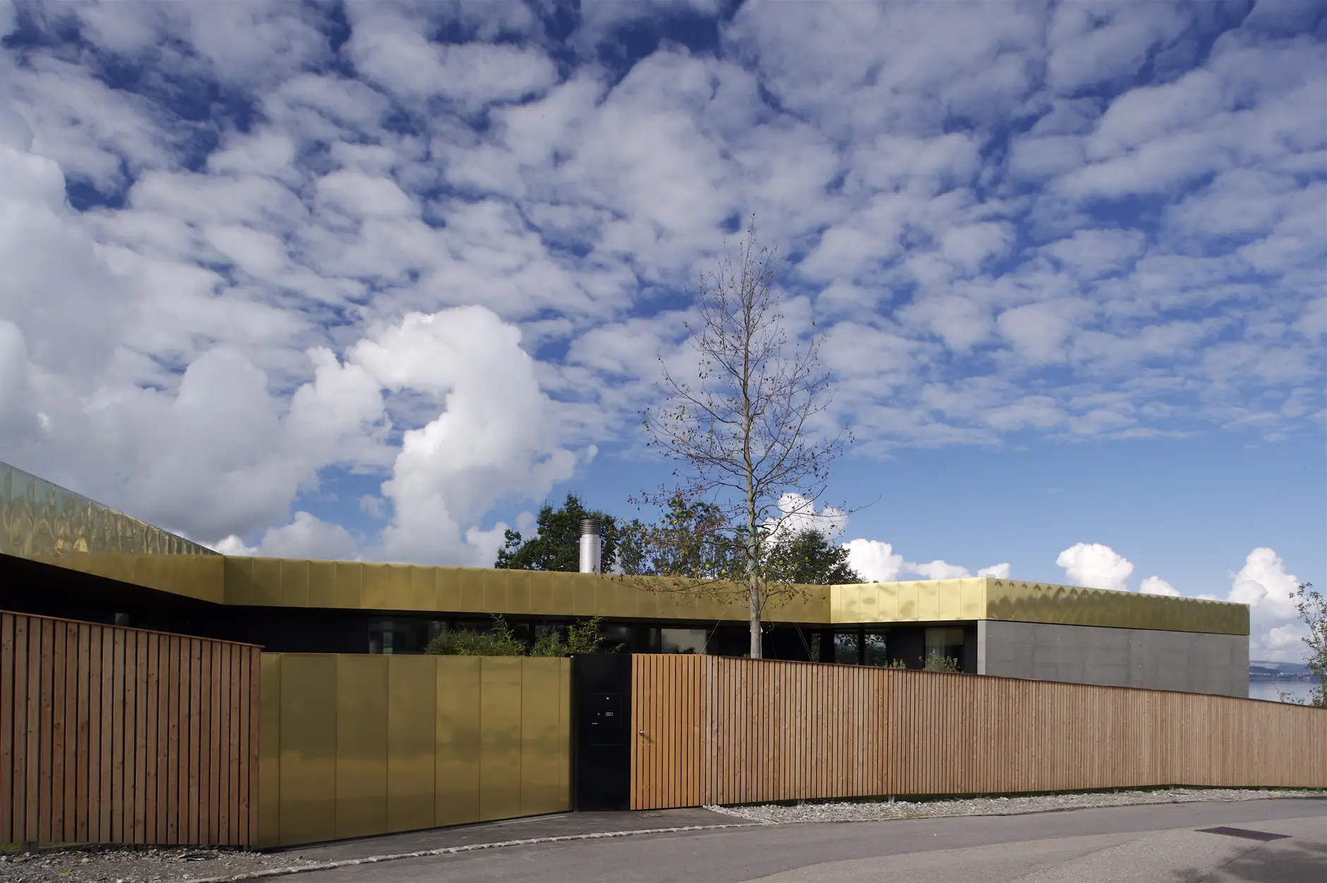 D52 Foto Aussen Ostfassade Eingang