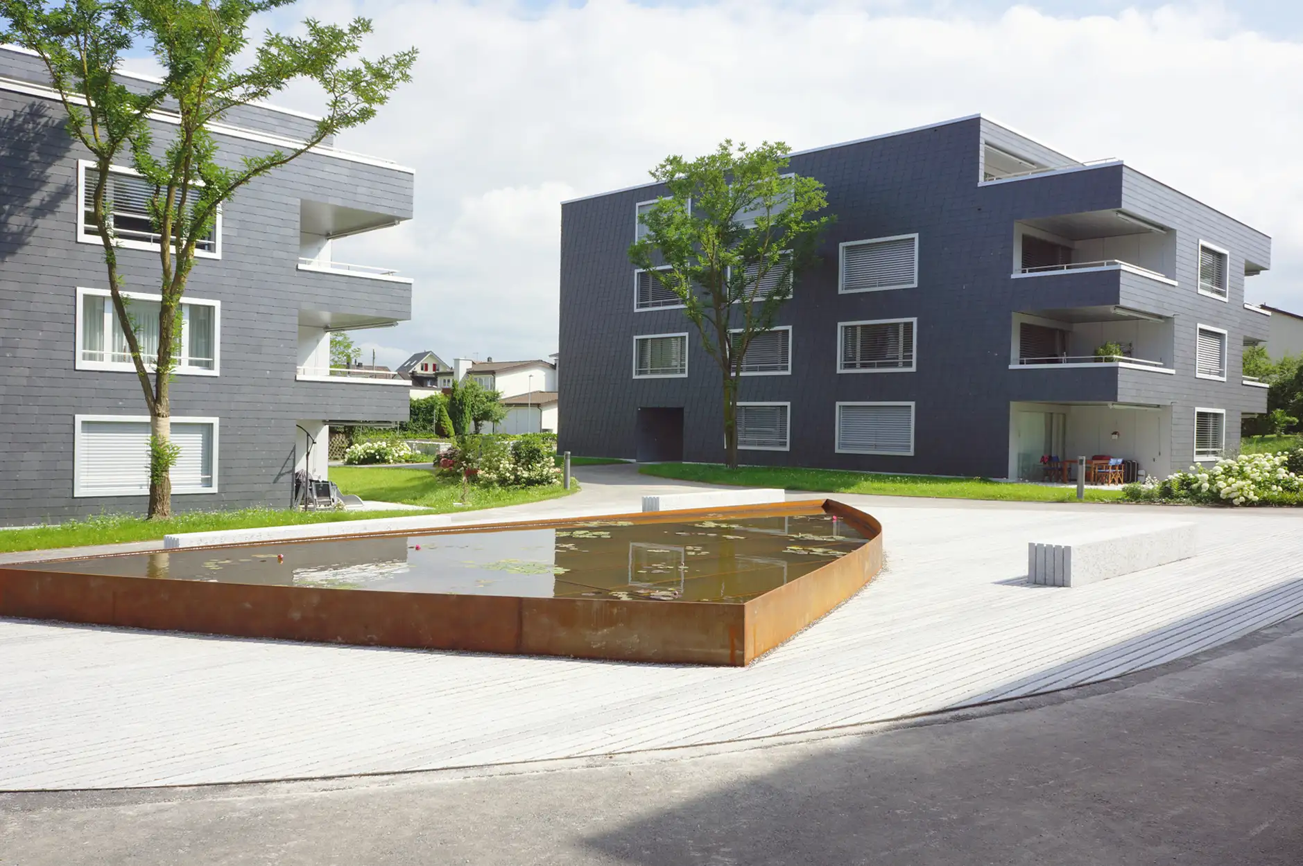 D98 Foto Aussen Innenhoffassade 04