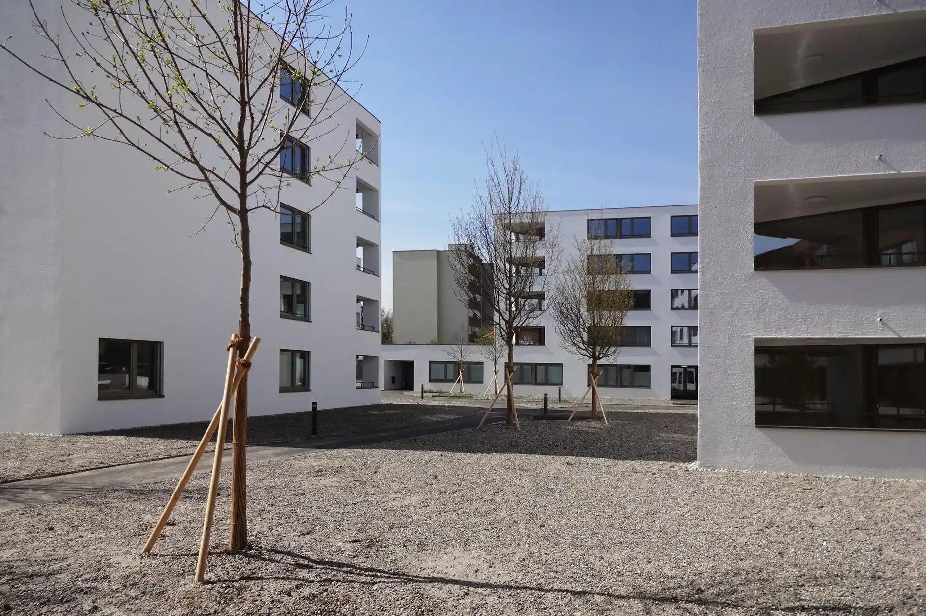 E05 B Foto Aussen Hoffassade 04