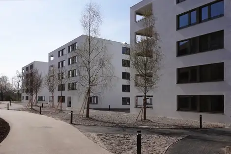 E05 B Foto Aussen Hoffassade 07