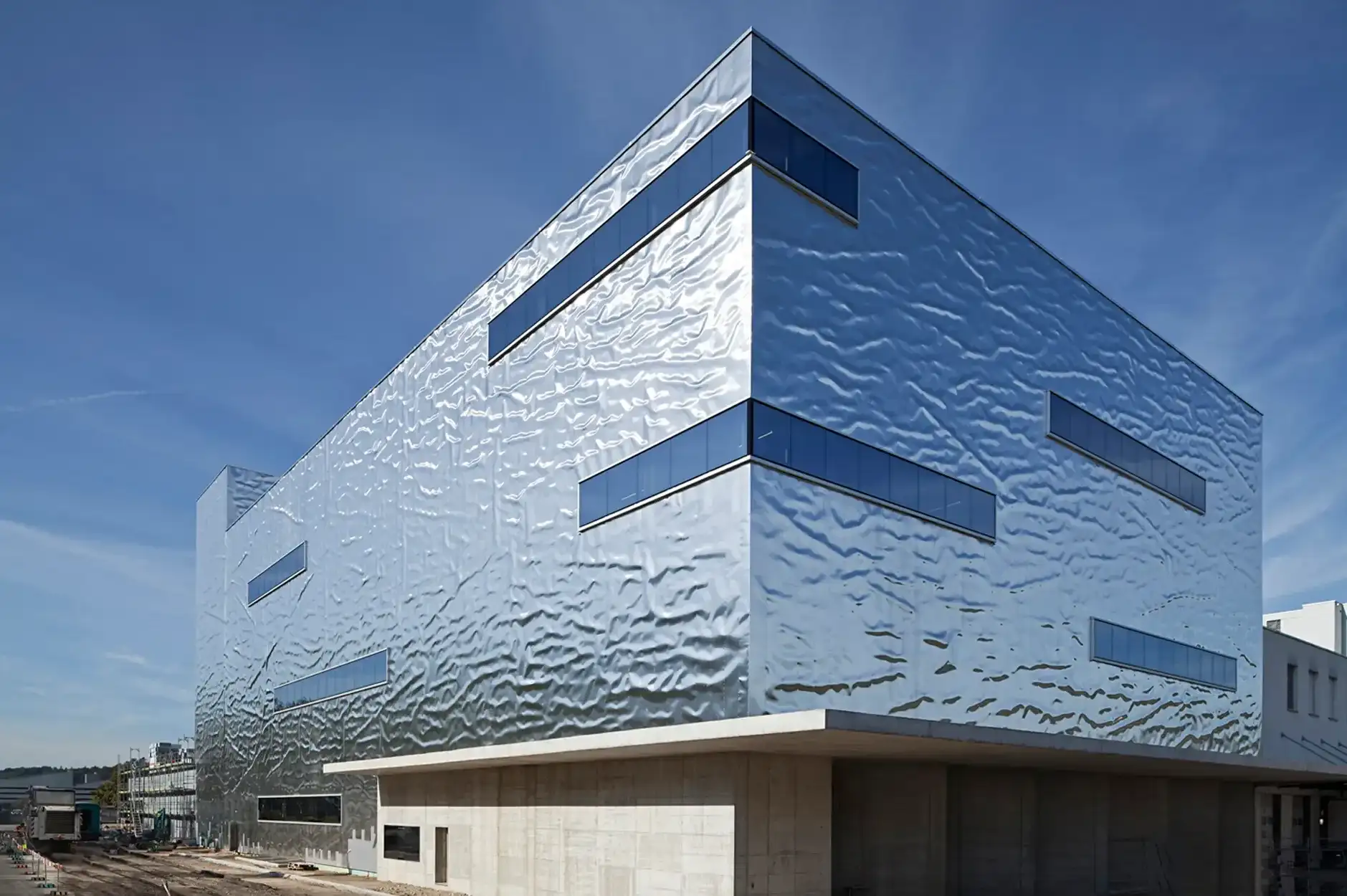 E13 Foto Aussen Südostfassade 01