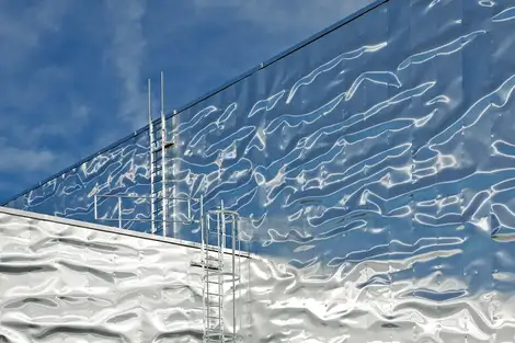 E13 Foto Aussen Nordostfassade