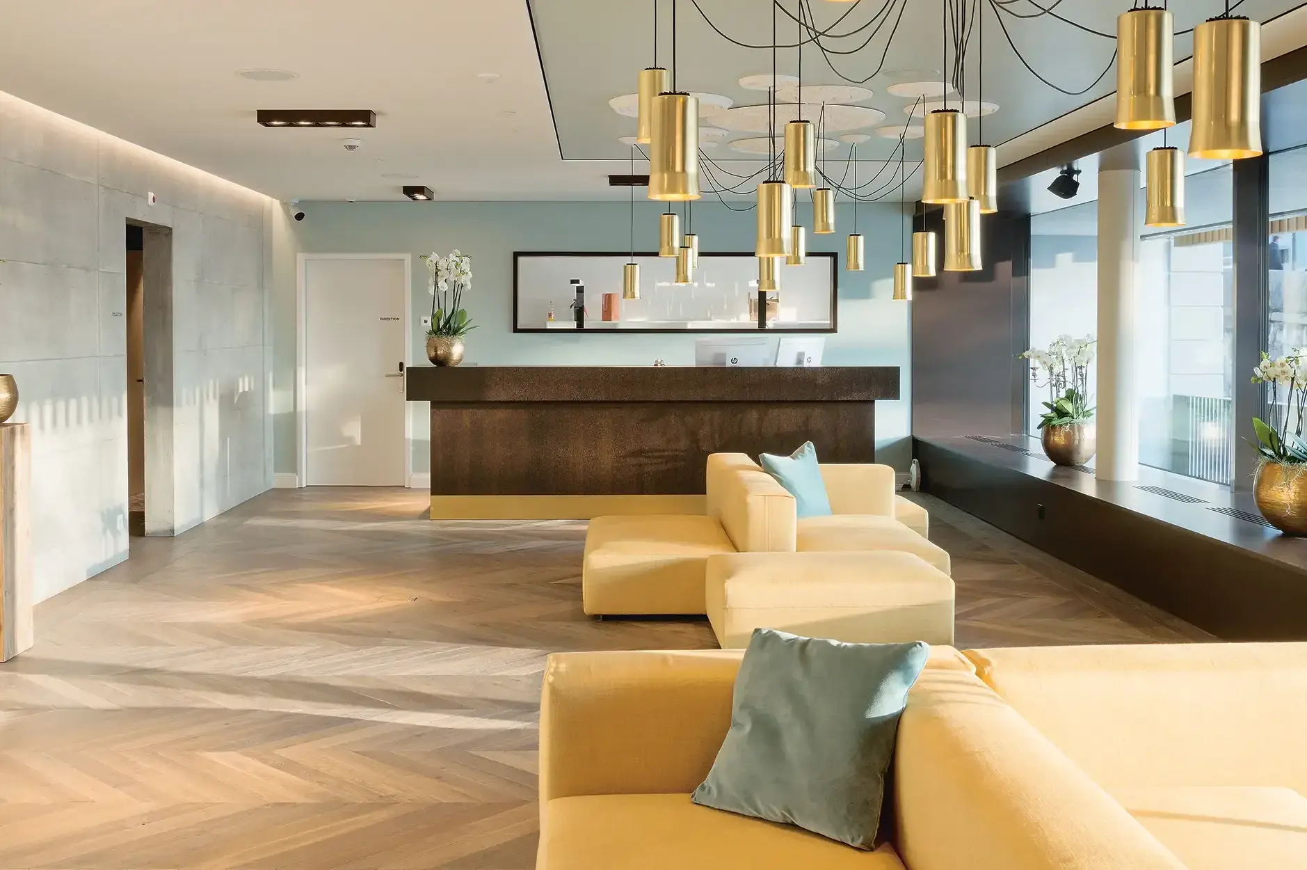 E22 Foto Innen Rezeption