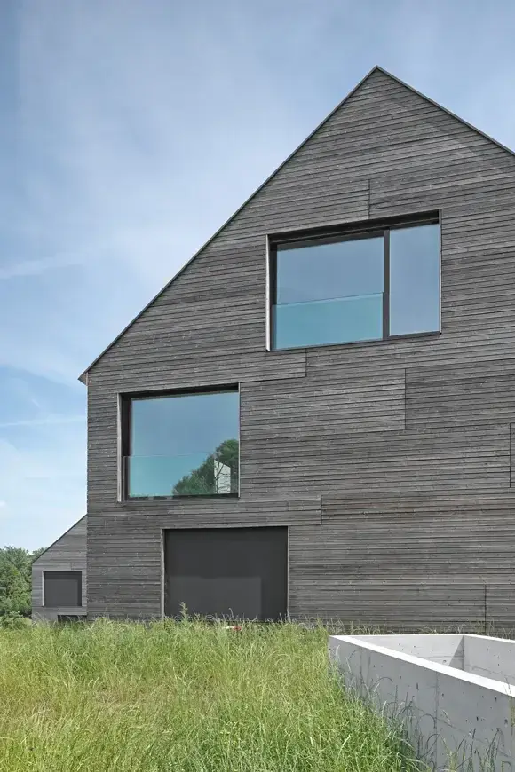 E26 WÜB Foto Aussen Südfassade Detail