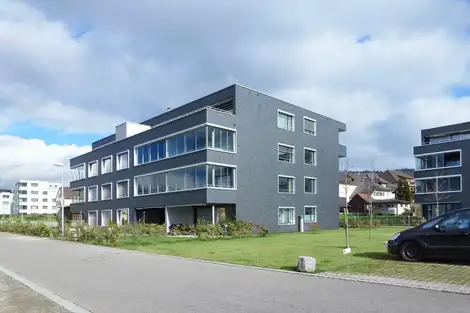 E27 Foto Aussen Westfassade