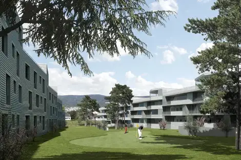 E28 Foto Aussen Hoffassade