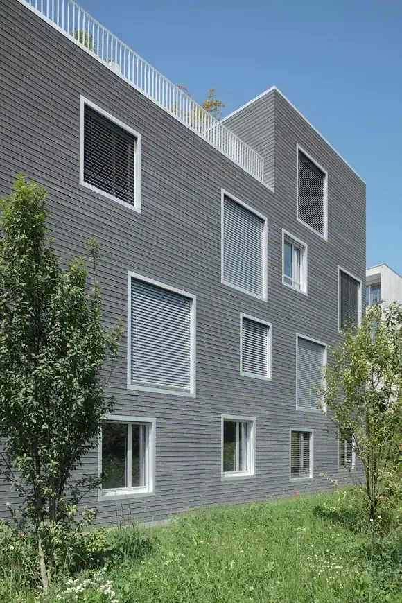 E42 Foto Aussen Ostfassade Garten