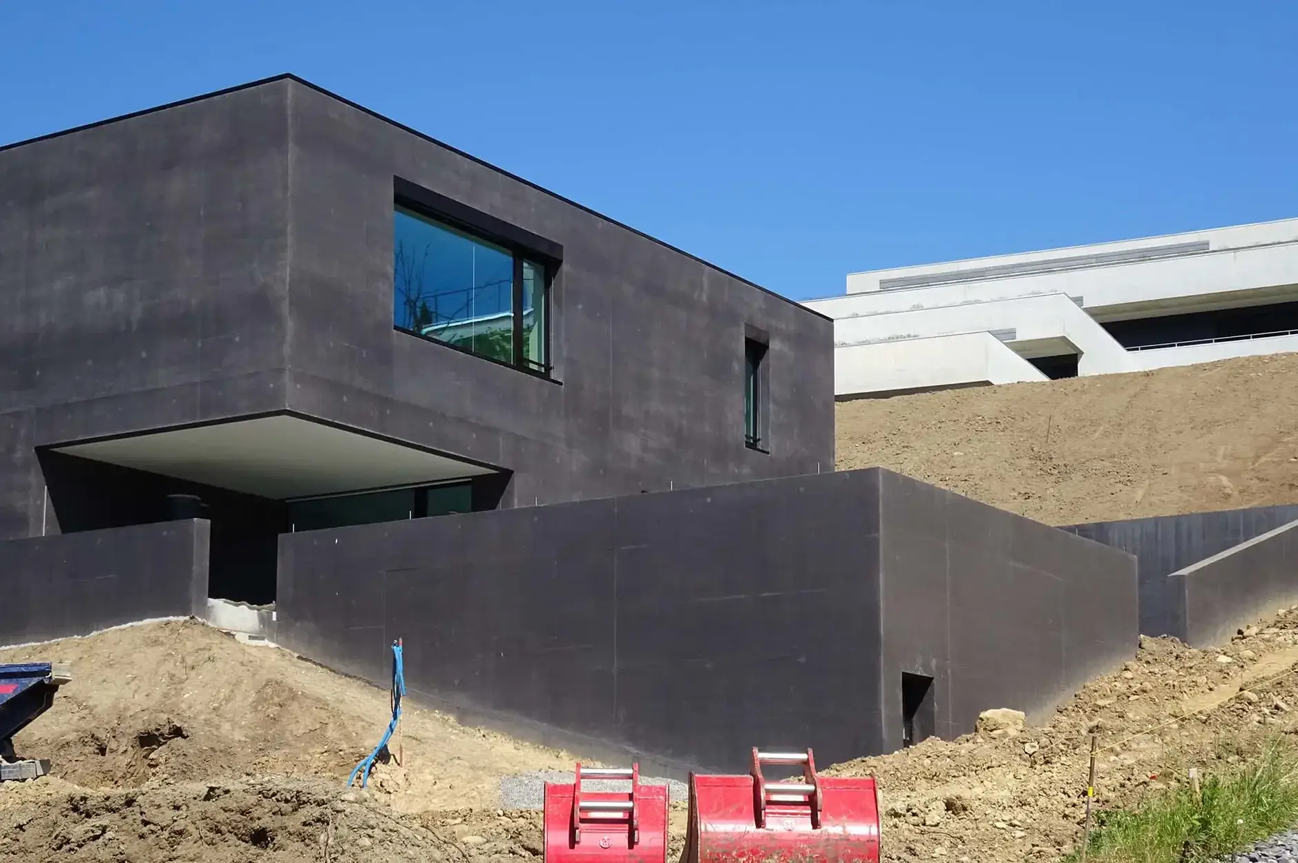 E69 B Foto Aussen Südwestfassade