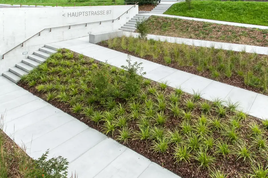 F16 Foto Aussen Sunken Garden 01