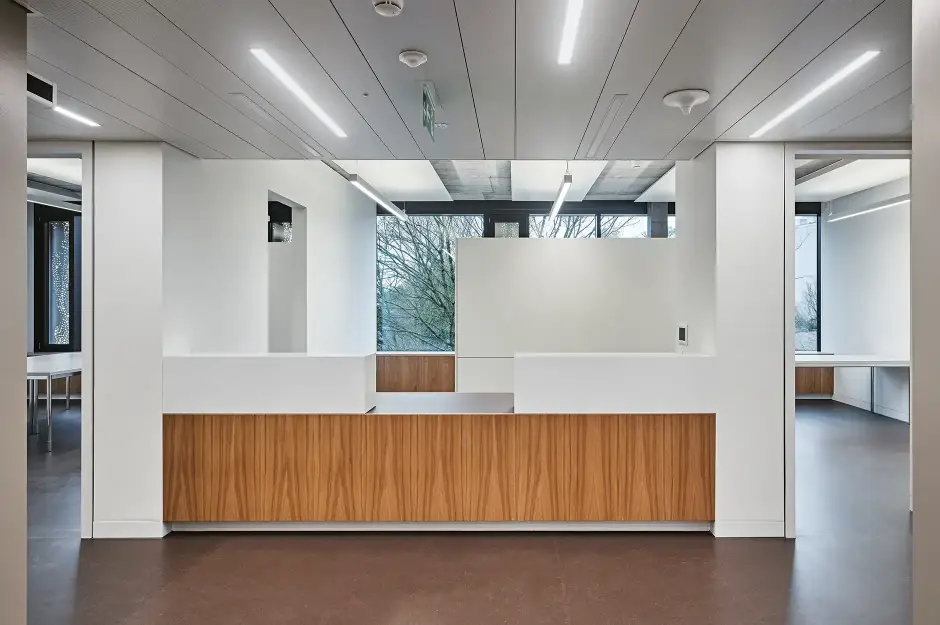 F26 Foto Innen Empfang