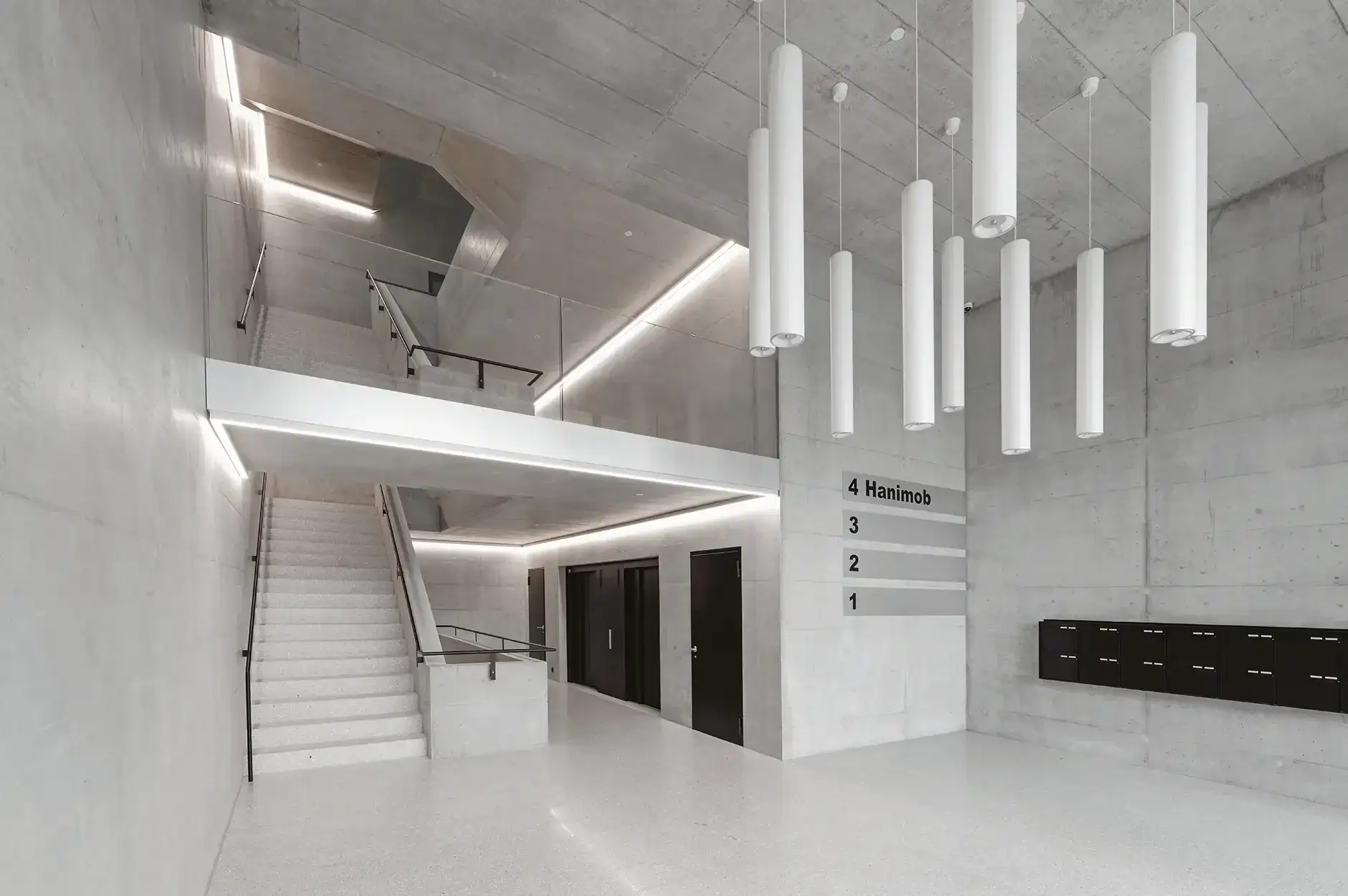 F27 C Foto Innen Atrium