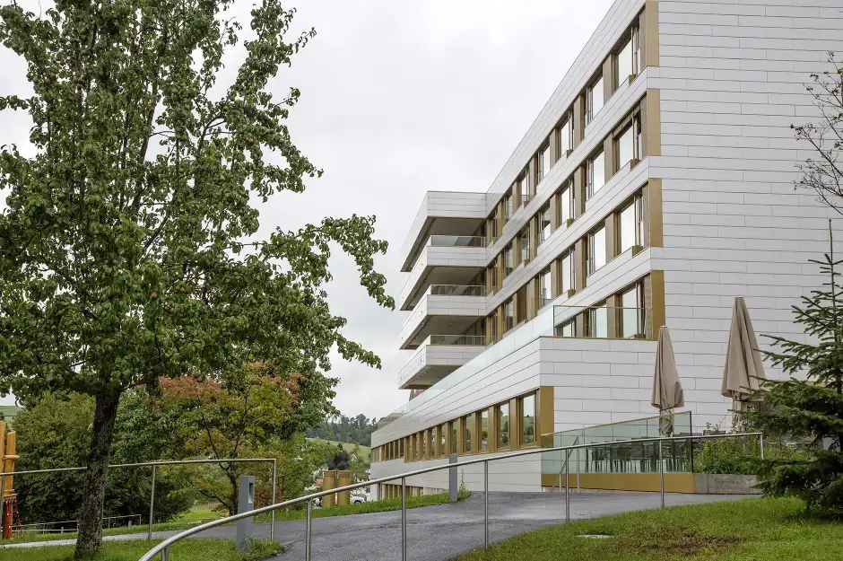 F33 Foto Aussen Terrasse