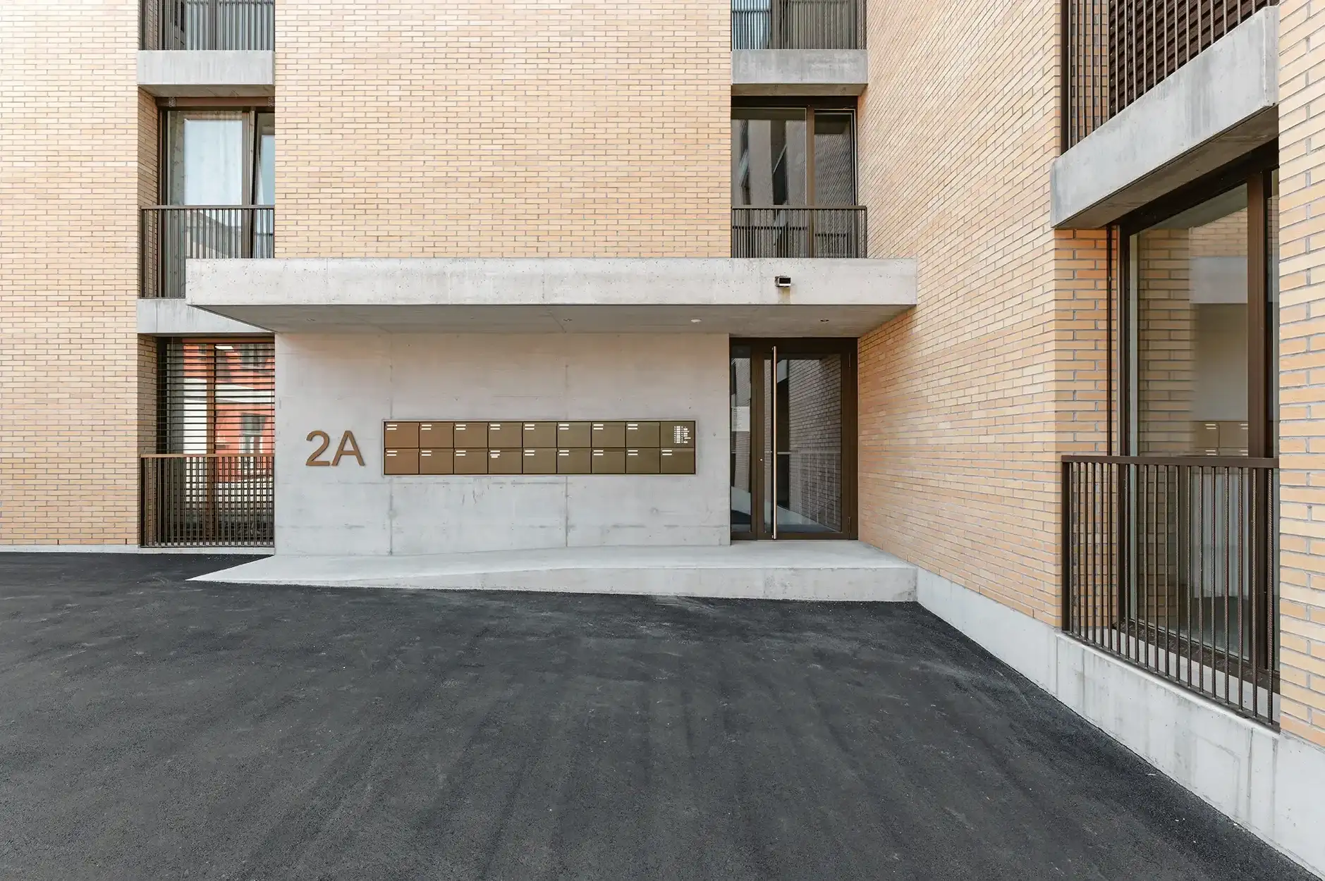 F36 Foto Aussen Eingang 2 A