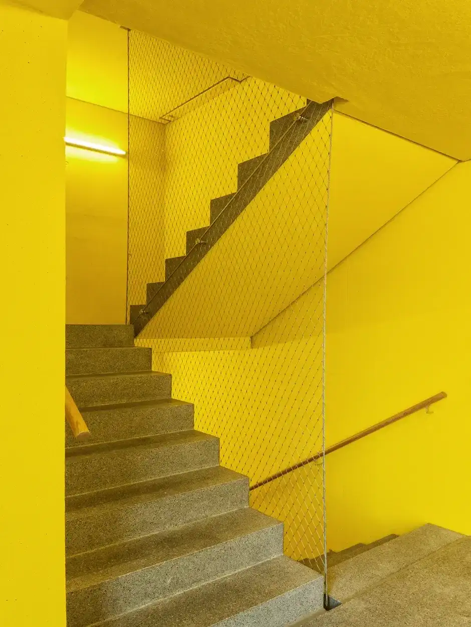 F40 Foto Innen Treppenhaus