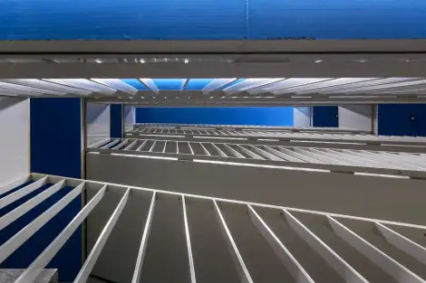 F44 Foto Innen Treppenauge