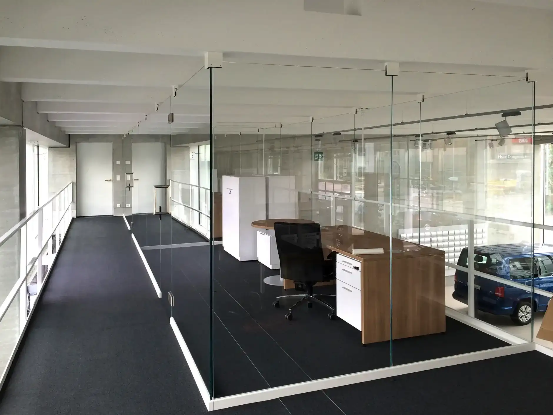 F53 Foto Innen Büro