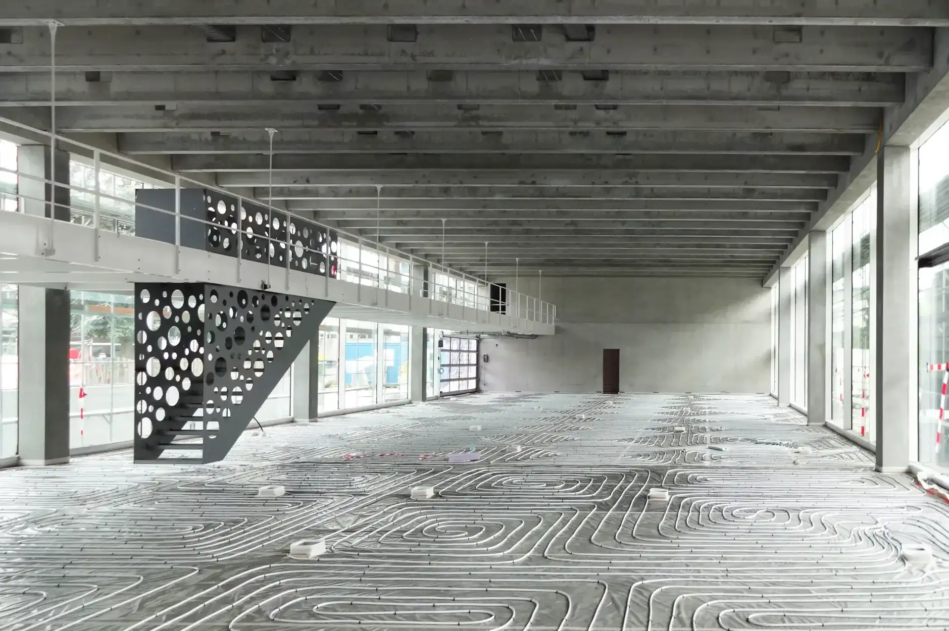 F53 Foto Innen Treppe Baustelle