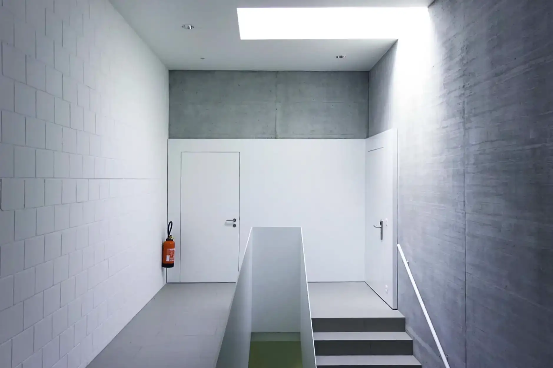 F53 Foto Innen Treppenhaus 02