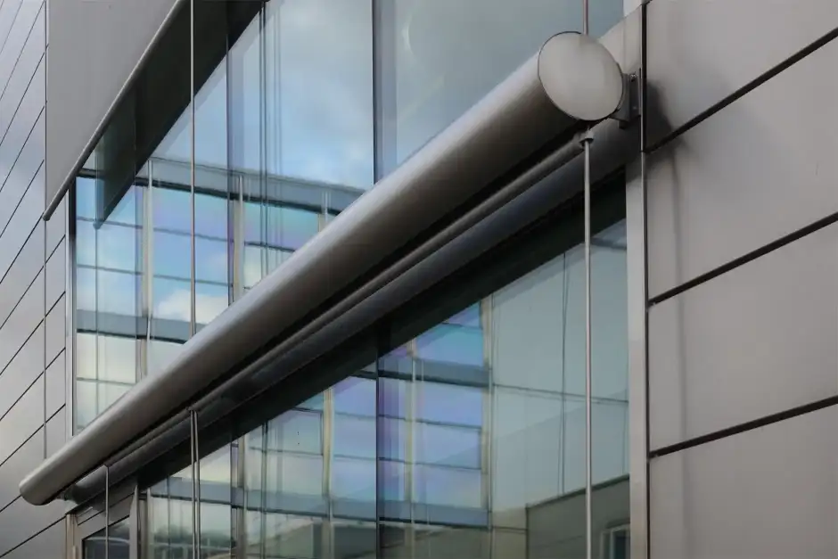 F74 Foto Aussen Jalousien Detail