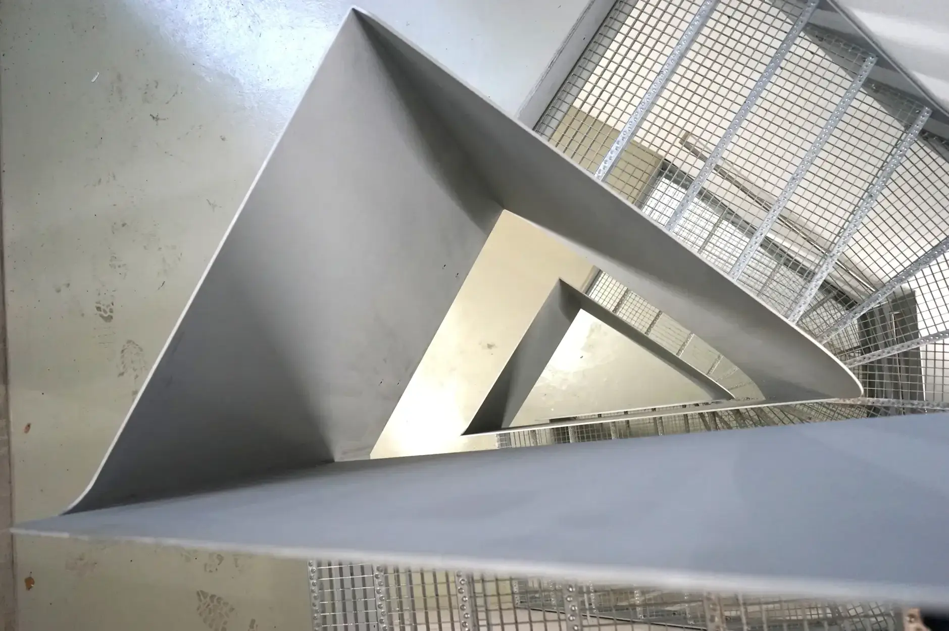 F83 Foto Innen Treppenhaus