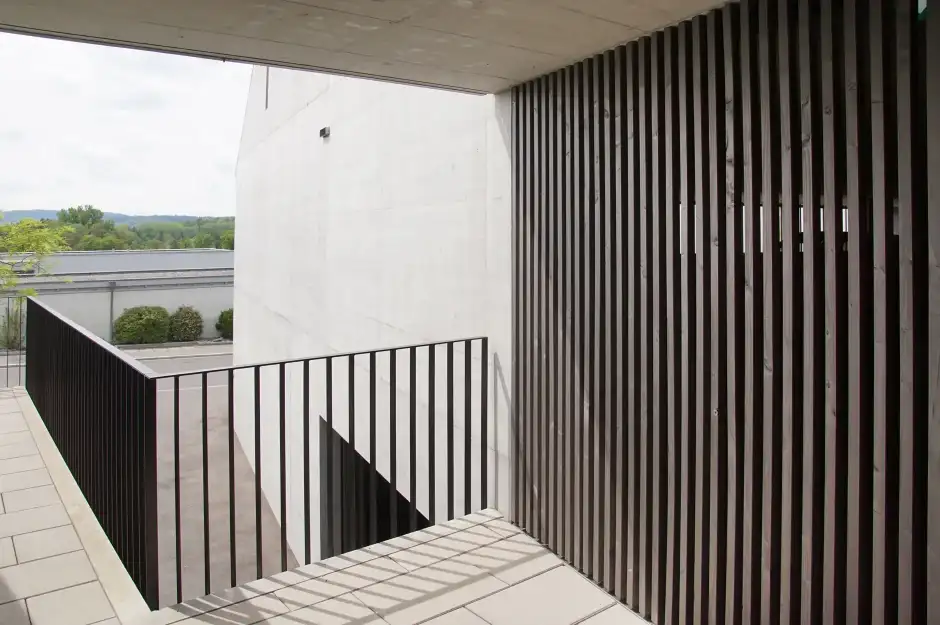 F98 Foto Aussen Zwischenbereich