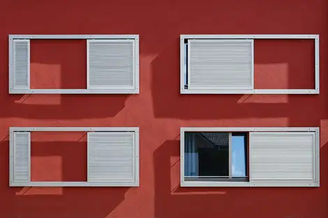 G06 Foto Aussen Fenster 01